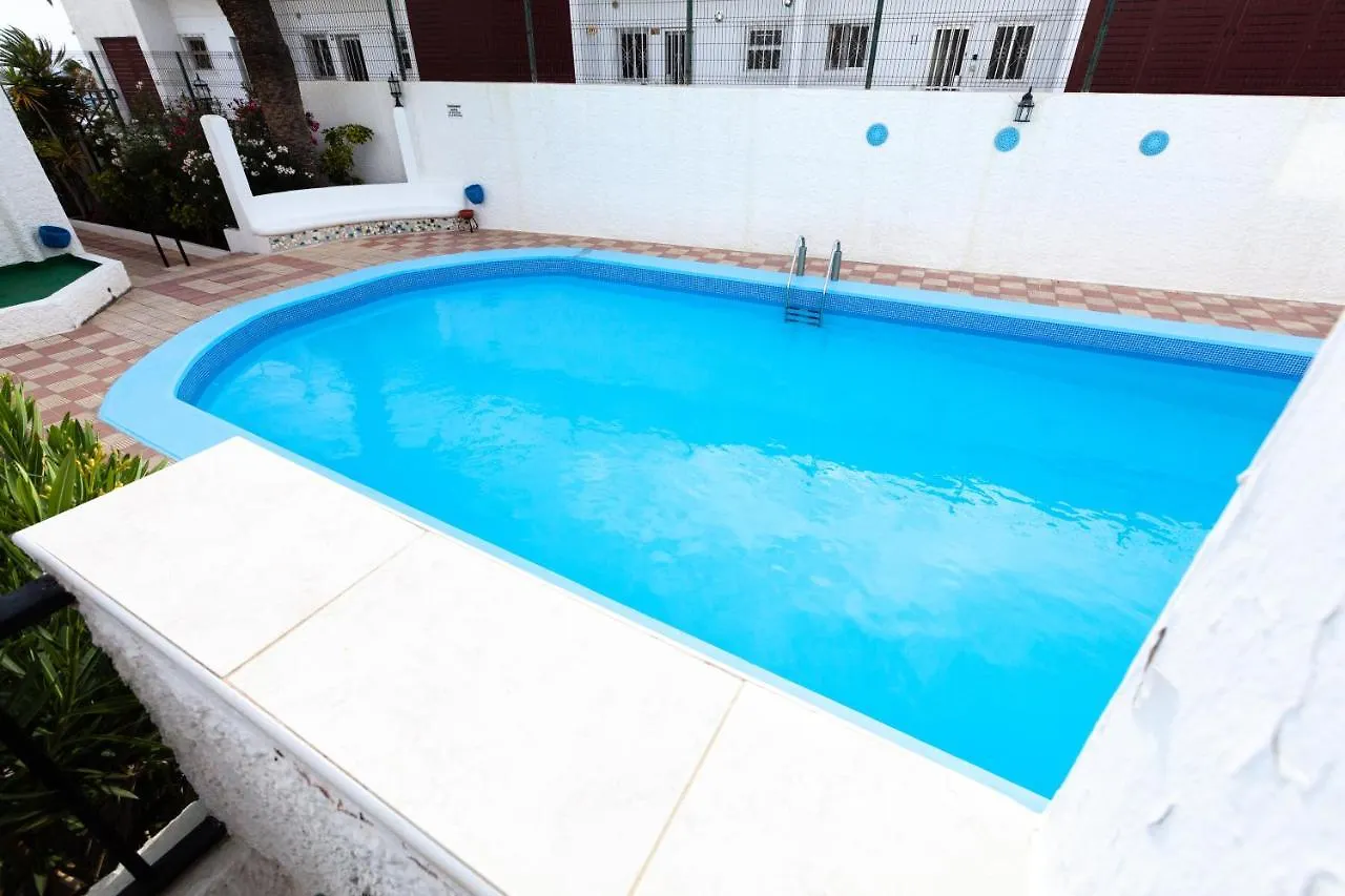 Apartamento En Primera Linea De Playa, Centrico, Tranquilo Playa de las Americas  Apartment