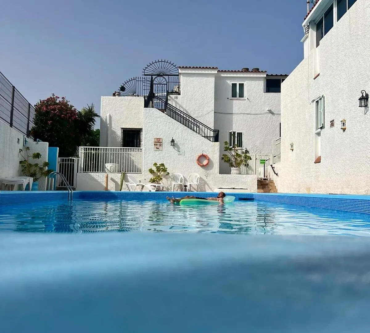 Apartamento En Primera Linea De Playa, Centrico, Tranquilo Playa de las Americas  Spain