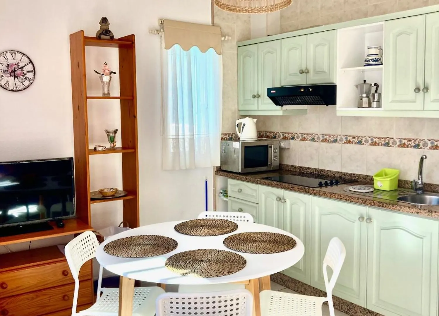 Apartamento En Primera Linea De Playa, Centrico, Tranquilo Playa de las Americas